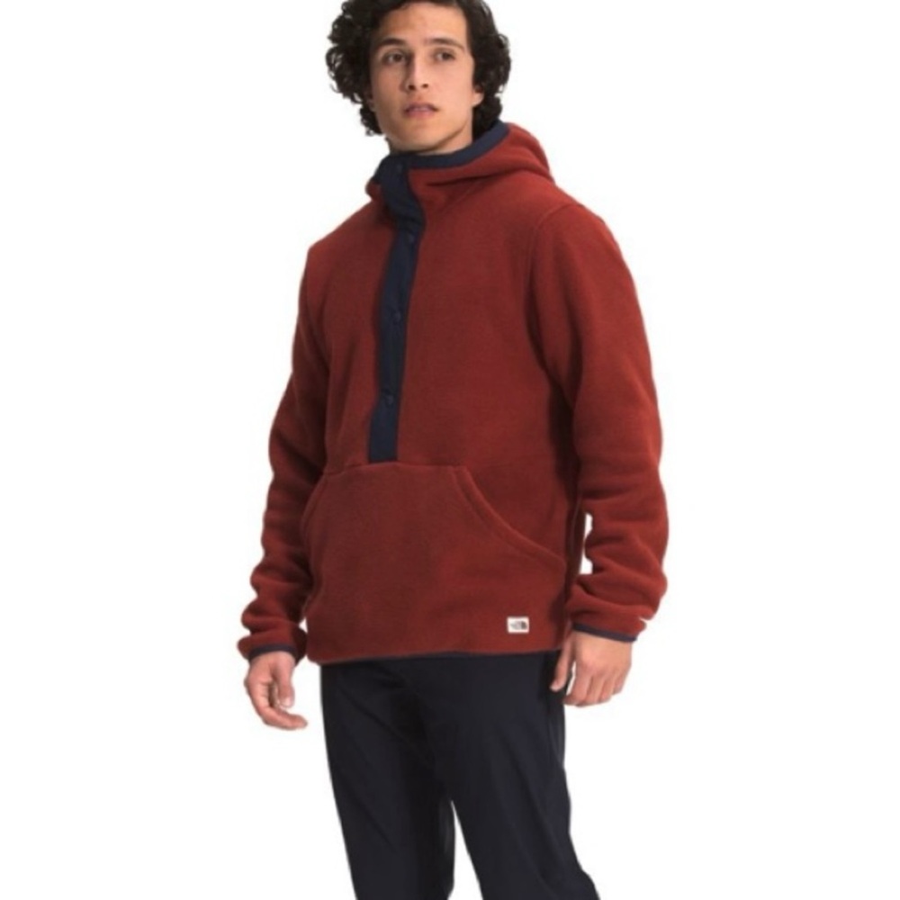 The North Face Men’s Carbondale 1/4 Snap Sherpa Hoodie brandy brown Jacket